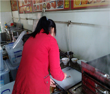 泦ۼѧ,ݸ泦䷽ѵ
